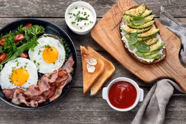 Ăn sáng quá mặn gây nguy cơ mắc bệnh tim