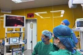 Phẫu thuật cấp cứu kịp thời cho một phụ nữ chửa ngoài tử cung vỡ mất máu 