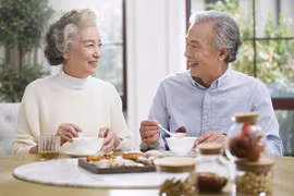 Mối liên hệ bất ngờ giữa thời điểm ăn sáng và sức khỏe