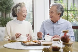 Mối liên hệ bất ngờ giữa thời điểm ăn sáng và sức khỏe