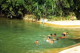 Trẻ tử vong khi tắm sông, cảnh báo nguy hiểm từ ao hồ tới phụ huynh