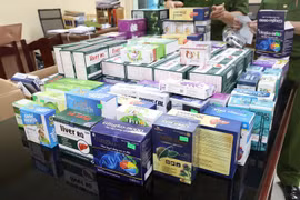 Bắt giám đốc Công ty dược phẩm Fusi sản xuất "thực phẩm bảo vệ sức khỏe" giả