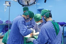 Cụ ông 86 tuổi ở Quảng Ninh bị ung thư vú hiếm gặp