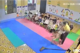 Cô giáo mầm non có hành vi thô bạo trẻ: Trách nhiệm của hệ thống giáo dục