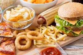 Thói quen phổ biến góp phần gây ung thư