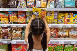 UNICEF cảnh báo tình trạng béo phì gia tăng đáng báo động ở trẻ em