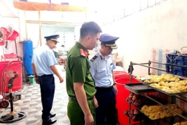 Lạng Sơn xử phạt cơ sở sản xuất bánh trung thu vi phạm an toàn thực phẩm