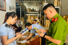 Bị phạt 50 triệu do bán mỹ phẩm dầu gội giả mạo nhãn hiệu 