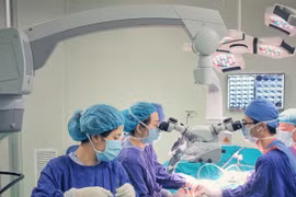 Người đàn ông phải cắt bỏ toàn bộ lưỡi vì ung thư