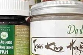 Danh tính nữ giám đốc sản xuất cao, thảo dược giả bị bắt