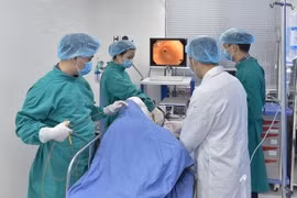  Đầy bụng, khó tiêu, người đàn ông đi khám phát hiện ung thư dạ dày 