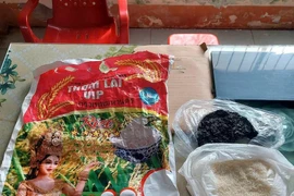 Gạo khi rang có dấu hiệu cháy đen bất thường
