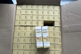 Tạm giữ hơn 5.000 lọ mỹ phẩm của Dược mỹ phẩm Ngân Korea