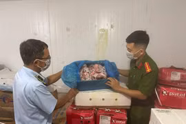 Kiểm tra kho hàng đông lạnh của Công ty Thịnh Phát Food