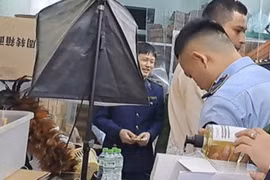 Tạm giữ hơn 2.200 mỹ phẩm không rõ nguồn gốc ở Bắc Ninh 