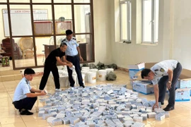 Quảng Ninh phát hiện 5.400 tuýp thuốc trị ngứa nhập lậu