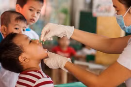 Viện Dinh dưỡng cảnh báo không mua vitamin A trôi nổi