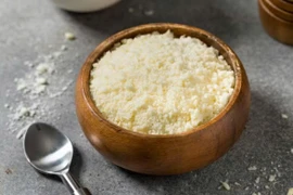 FDA cảnh báo phô mai nhiễm kim loại tại Mỹ, thu hồi hơn 1,5 triệu gói