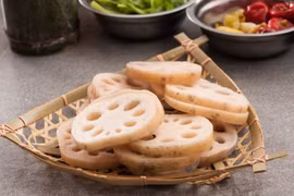 Sản phụ sau sinh ăn gì để lợi sữa?