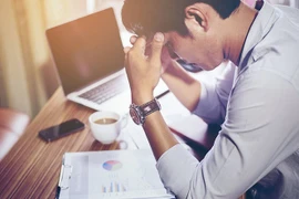 Cảnh báo ngồi lâu gây teo não