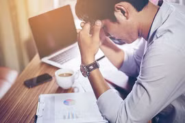 Cảnh báo ngồi lâu gây teo não