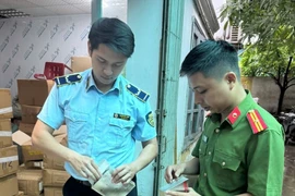 Hà Nội phát hiện 15.000 sản phẩm mặt nạ dưỡng da nhập lậu