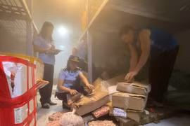  Quảng Ninh phát hiện 2 tấn thực phẩm "bẩn"