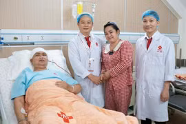 Phẫu thuật thành công khối u sọ hầu lớn chèn ép tuyến yên nguy hiểm