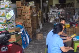 Tiêu huỷ thực phẩm nước cốt dừa Chaokoh, kẹo đắng nhập lậu