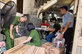 Sản xuất cà phê giả, chủ cơ sở cà phê Gia Cát bị khởi tố