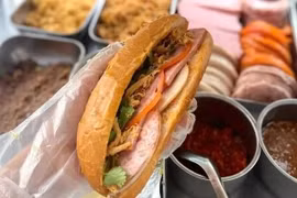 Cục An toàn thực phẩm yêu cầu điều tra, xử lý vụ ngộ độc bánh mì ở Nghệ An