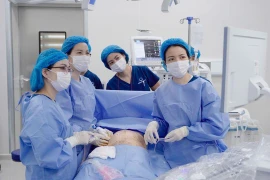 Can thiệp truyền ối thành công cho thai phụ thiếu ối nặng ở tuần 31