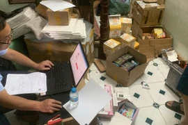 Hà Nội phát hiện, thu giữ hơn 2.200 sản phẩm đồ chơi trẻ em nhập lậu