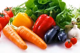 Bốn nhóm thực phẩm thiết yếu trong bữa ăn của trẻ