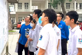 Bỏ khu vực tuyển sinh lớp 10:Phụ huynh,HS lo gì trước kỳ thi nhiều biến động?