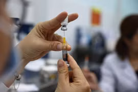 Việt Nam bước vào giai đoạn 3 thử nghiệm lâm sàng vắc xin sốt xuất huyết