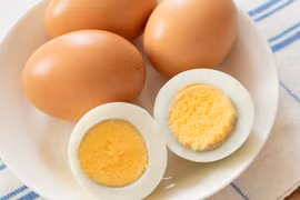 Lợi ích của trứng trong phòng ngừa loãng xương, bảo vệ tim mạch