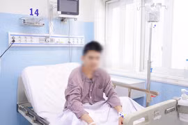 Cứu sống nam thanh niên bị viêm cơ tim cấp nguy kịch khi đang chơi cầu lông