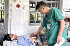 Phẫu thuật cứu sống bệnh nhân 52 tuổi ở Lào Cai tắc ruột hoại tử