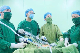 Chàng trai 27 tuổi gầy trơ xương, mắc bệnh hiếm gặp