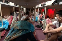 Hà Nội: Bắt giữ xe giường nằm cty Trần Anh chở khách "chui"