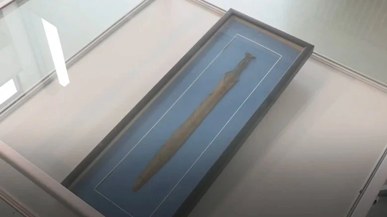 Những báu vật quý giá từng bị nhầm tưởng ít giá trị