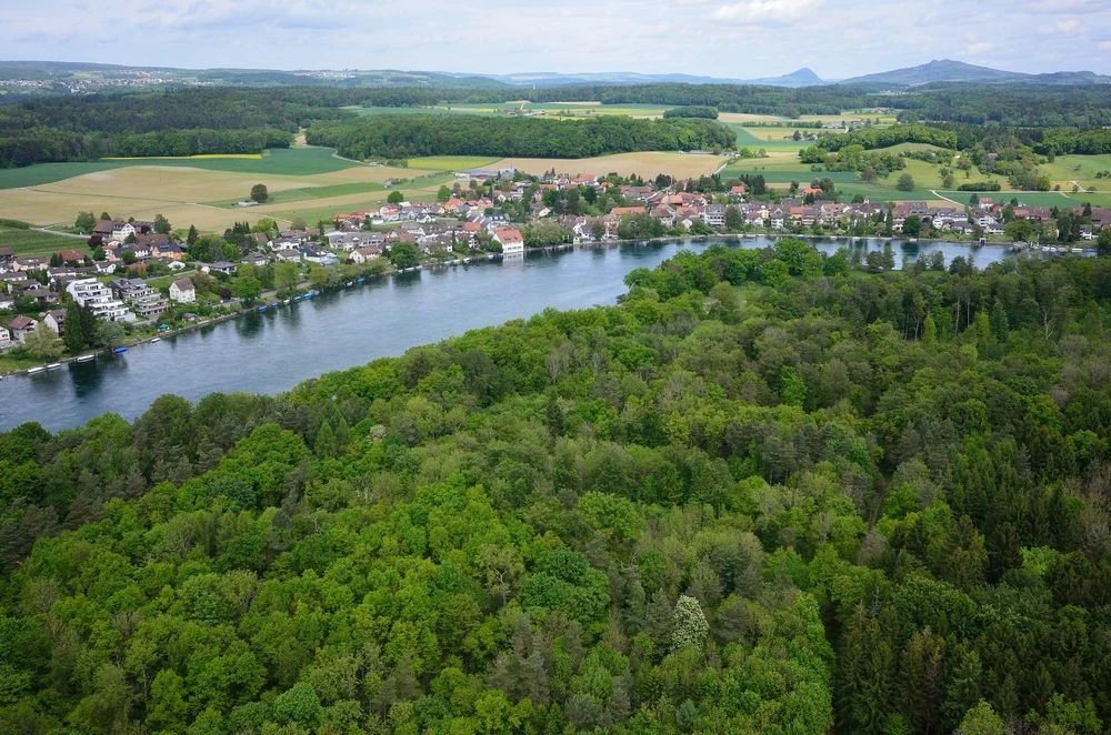 Độc đáo thành phố của Đức nằm gọn trong lòng Thụy Sĩ