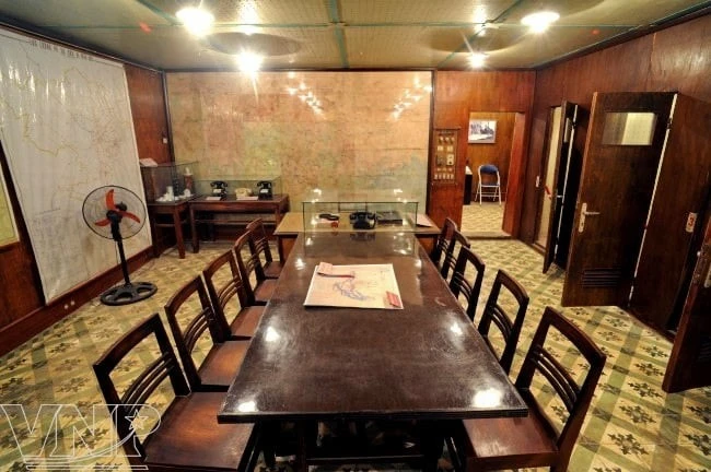 Căn hầm tuyệt mật dưới Hoàng thành: Bộ não chỉ huy miền Bắc