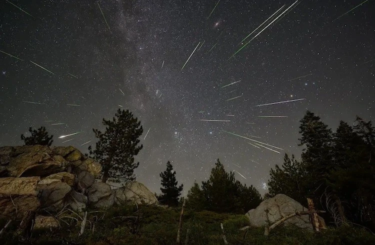 Tuyệt đẹp mưa sao băng Perseids bùng nổ từ 17/7 - 23/8