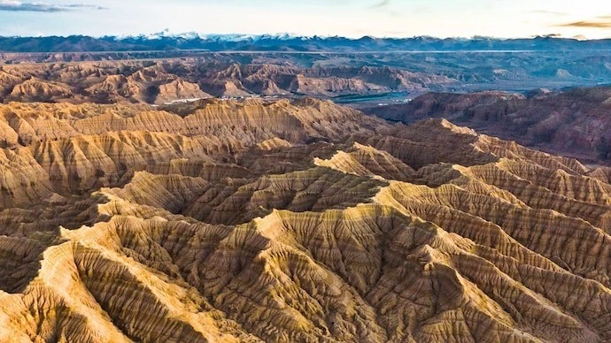 Bí ẩn luồng "bóng ma" ẩn náu bên dưới Trung Đông