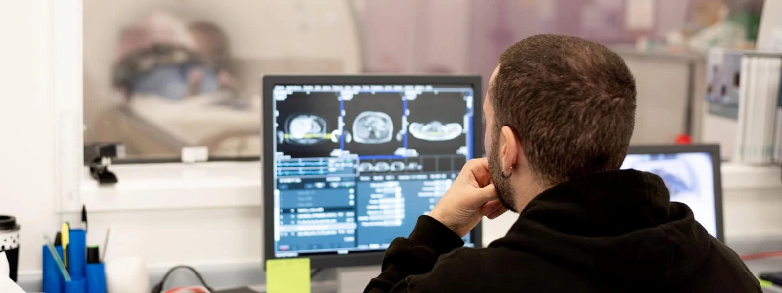 Dự án chụp cộng hưởng từ cơ thể người lớn nhất thế giới