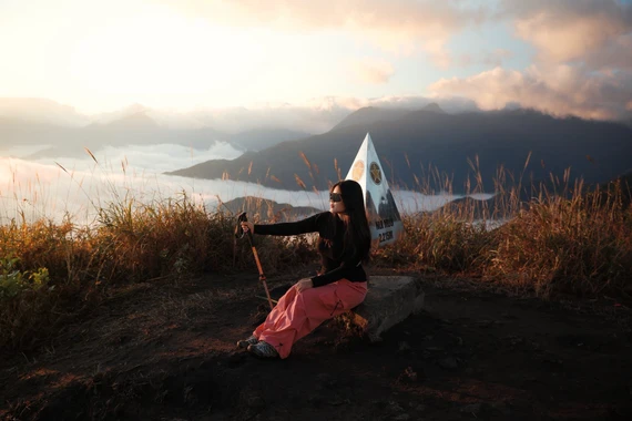 Chinh phục đỉnh Ky Quan San hành trình thử thách giữa thiên nhiên hoang sơ