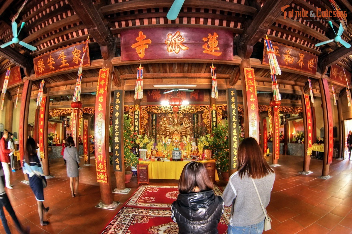 Gắn với đời sống tín ngưỡng của cư dân. Ngày nay, chùa Liên Phái vẫn là điểm tựa tâm linh của người dân thủ đô, đặc biệt vào các dịp lễ lớn.