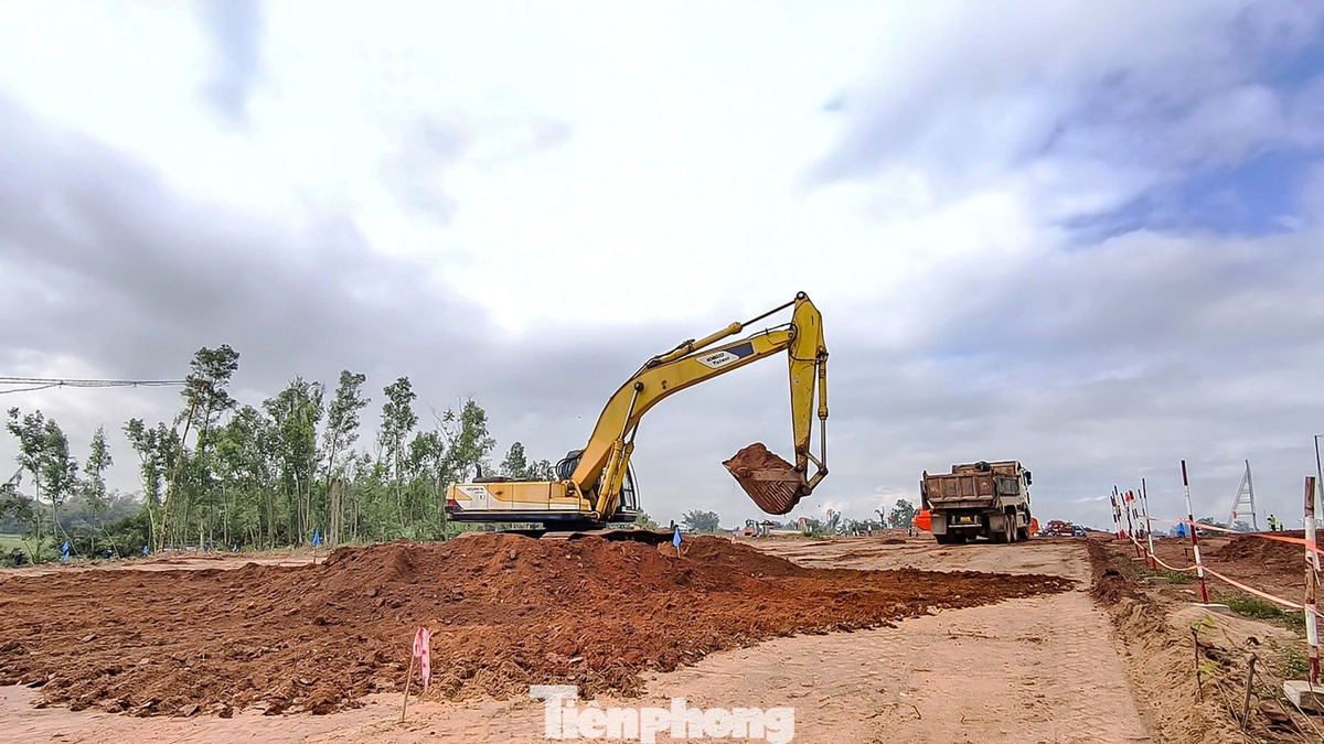 Đến nay, dự án thành phần 1 và 3 đã hoàn thành các thủ tục đầu tư xây dựng và được khởi công xây dựng. Riêng dự án thành phần 2, UBND tỉnh Gia Lai yêu cầu các đơn vị liên quan khẩn trương hoàn thiện các thủ tục để chốt mốc khởi công trong tháng 3 này.